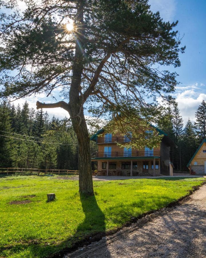 Apartmani Jezero Жабляк Екстер'єр фото