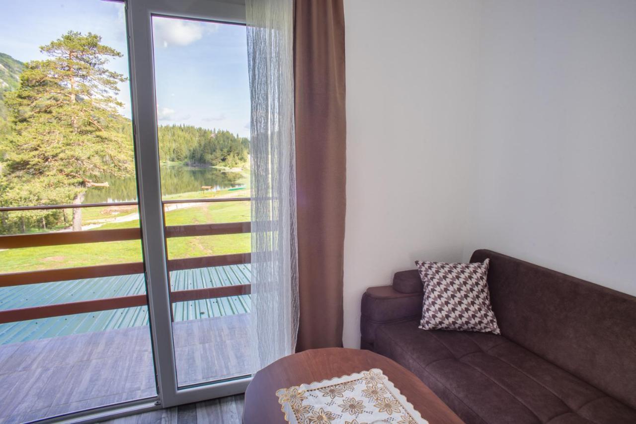 Apartmani Jezero Жабляк Екстер'єр фото