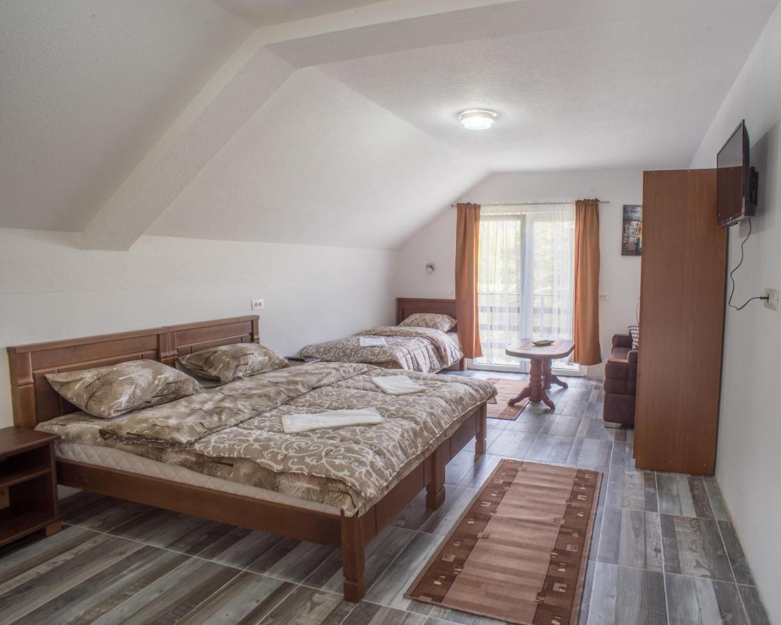 Apartmani Jezero Жабляк Екстер'єр фото