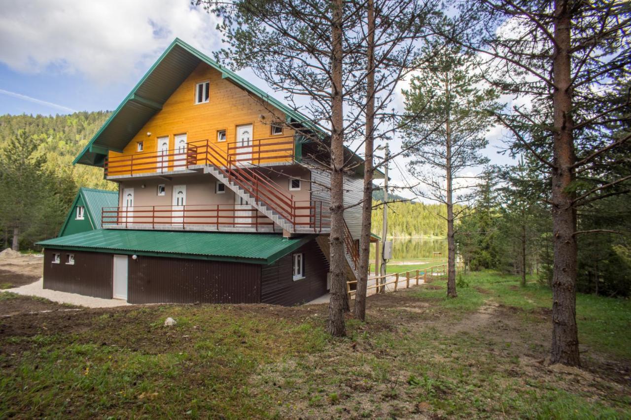 Apartmani Jezero Жабляк Екстер'єр фото