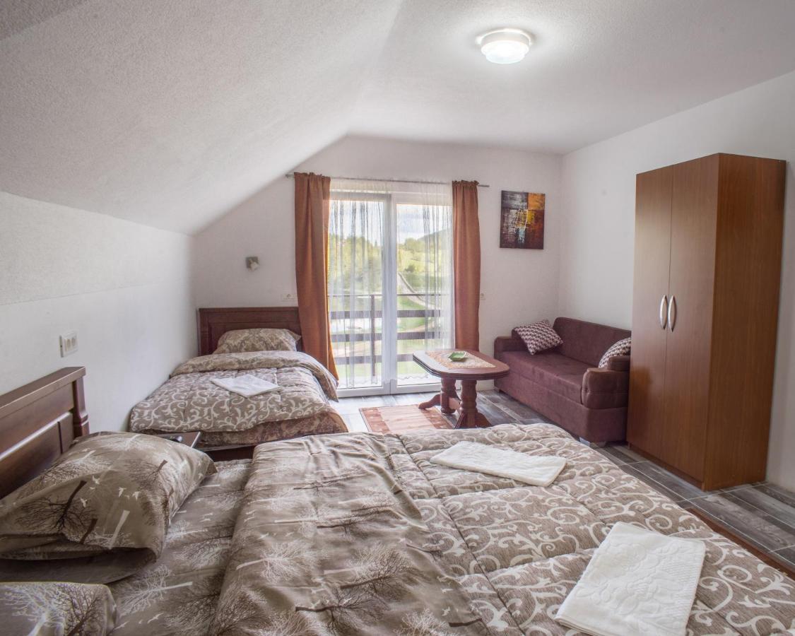 Apartmani Jezero Жабляк Екстер'єр фото