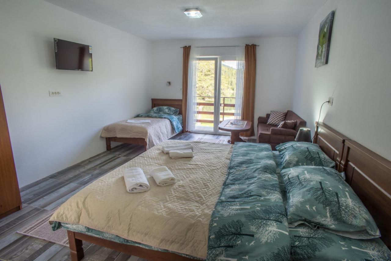 Apartmani Jezero Жабляк Екстер'єр фото