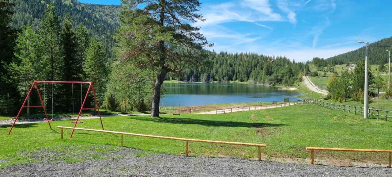 Apartmani Jezero Жабляк Екстер'єр фото