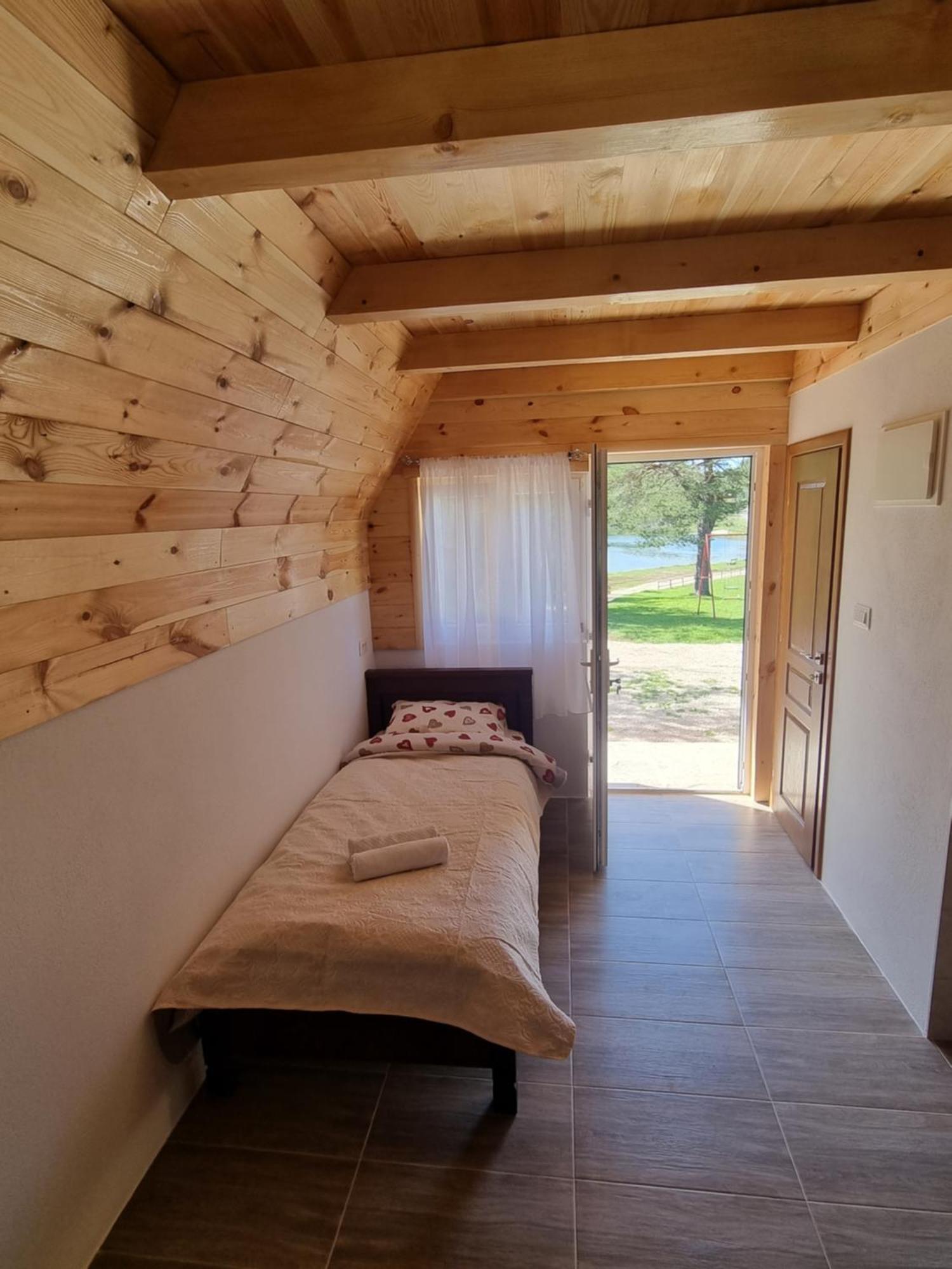 Apartmani Jezero Жабляк Номер фото